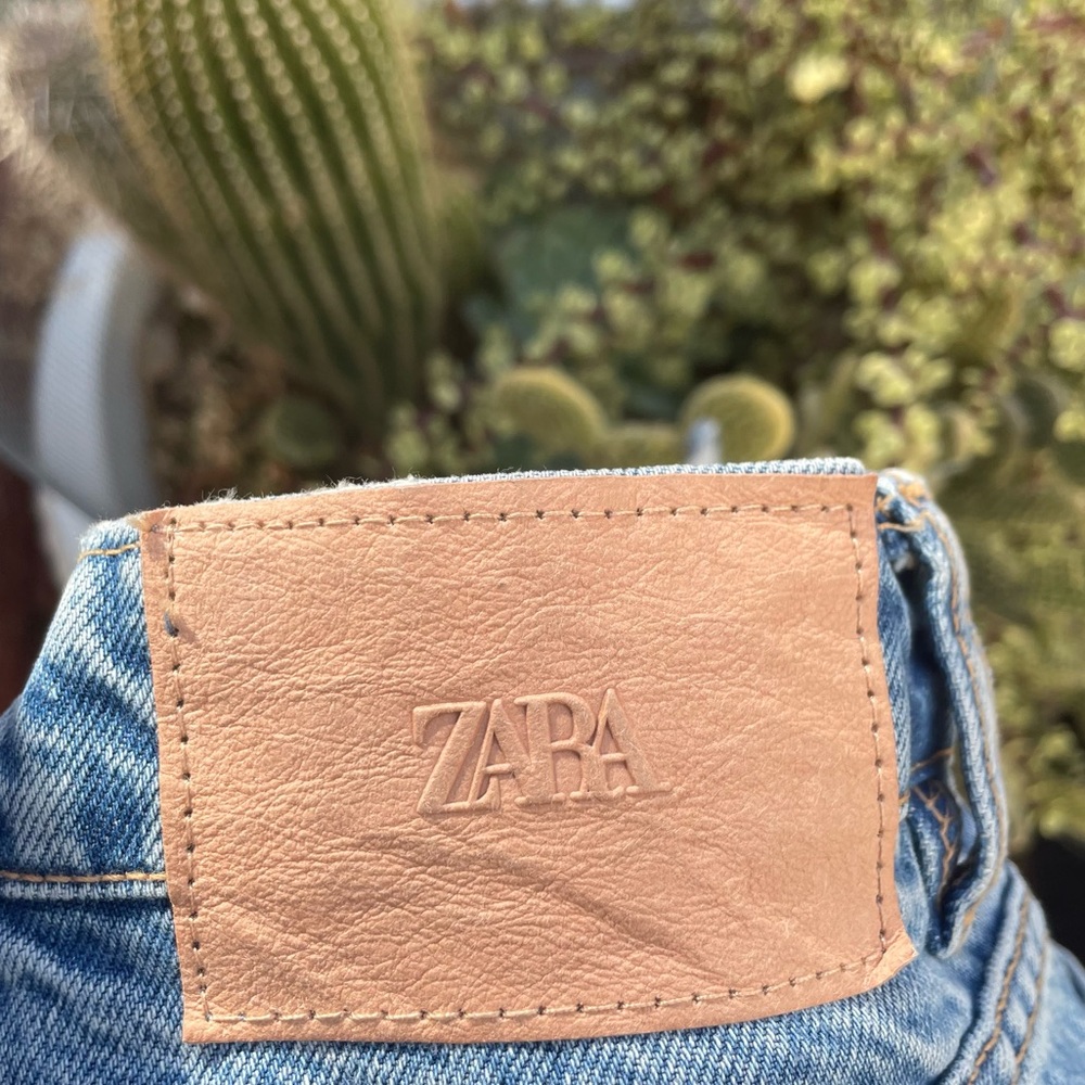 Zara high waisted MOM FIT JEANS